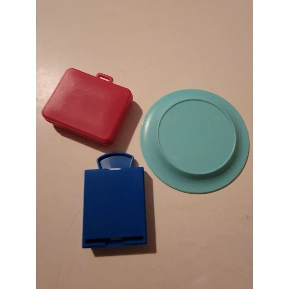 Lot Of 3 Vintage Barbie Items Suitcase Weight Scale Plate